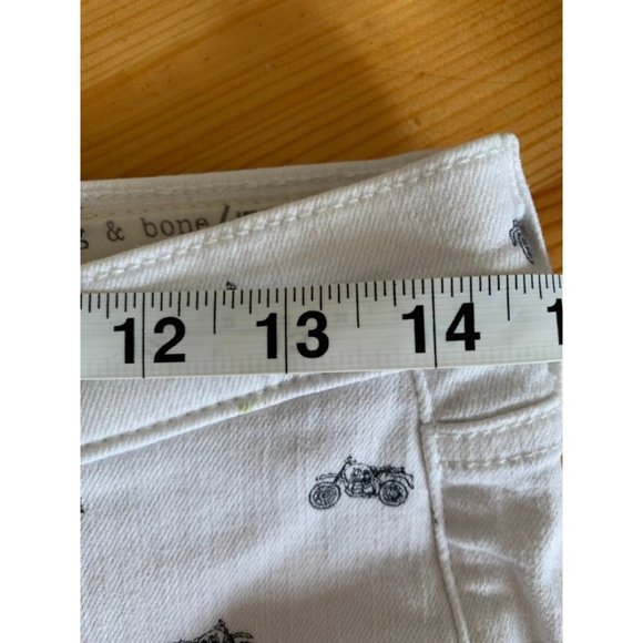 Rag & Bone ๐ Jean Shorts sz26 29 waist White mid rise motocycle print - Picture 10 of 11